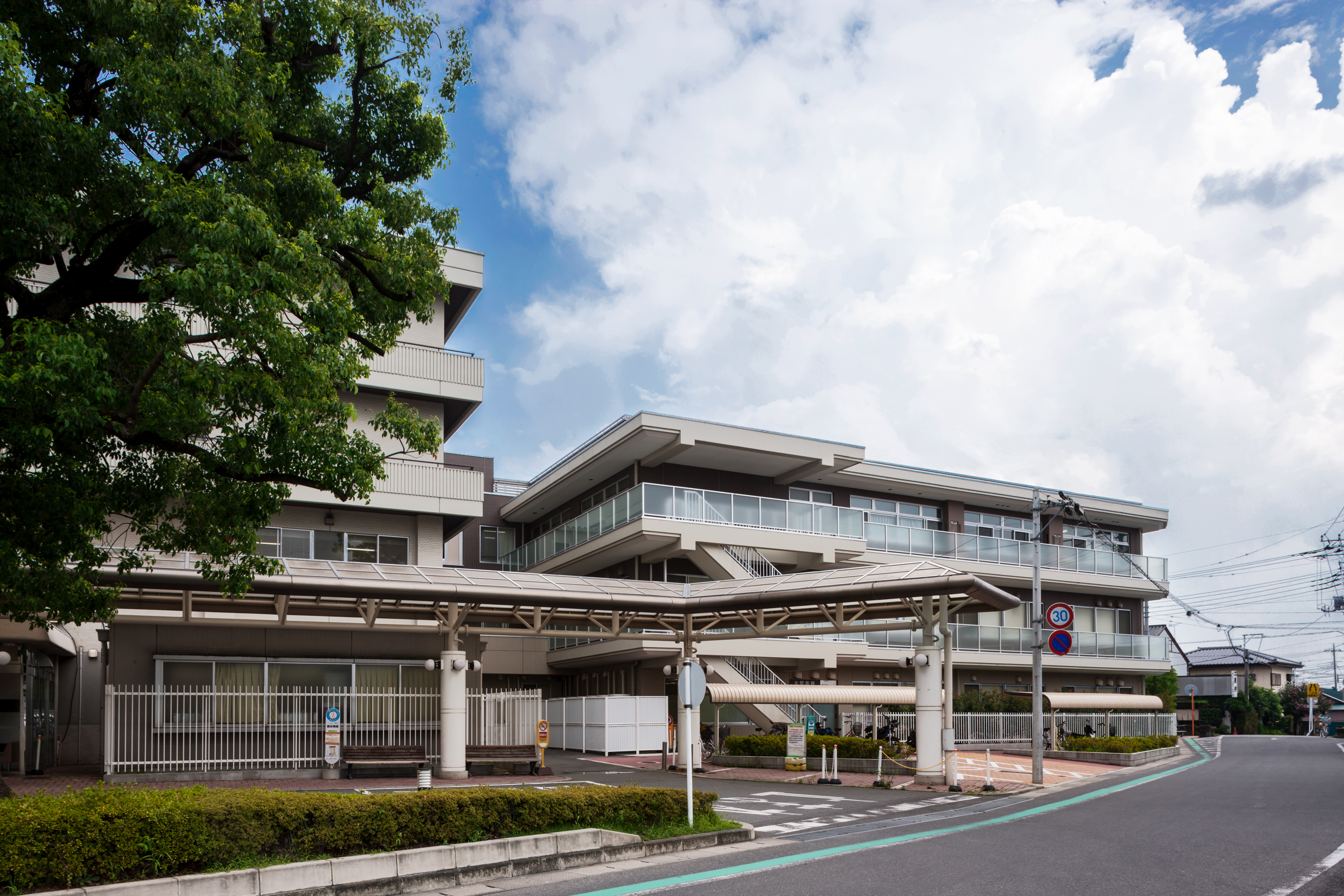 鶴谷病院